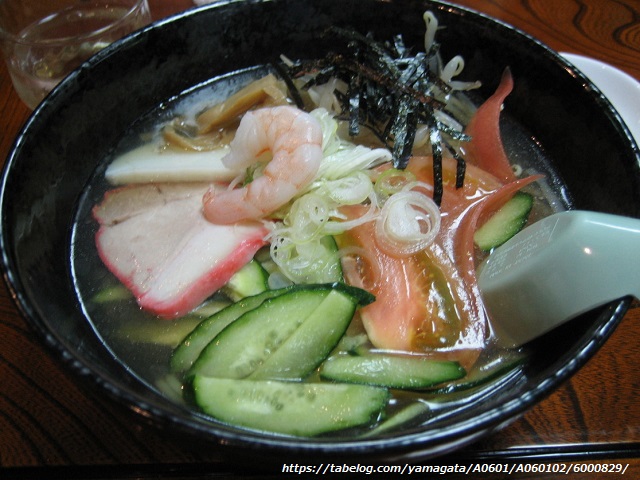 新華桜の冷やしラーメン